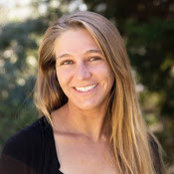 Lindsey Kneeland's photo