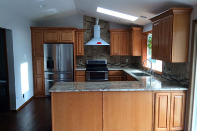 Kitchen photo in Portland