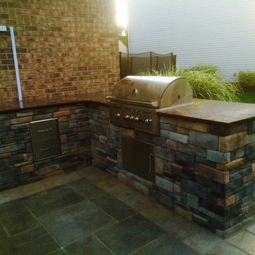 Grills/Outdoor Kitchen