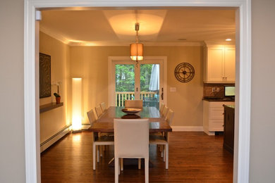 Dining room - traditional dining room idea in New York