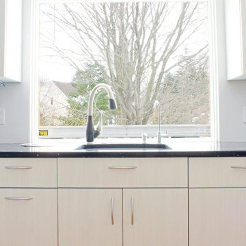 Modern White Laminate Frameless Kitchen