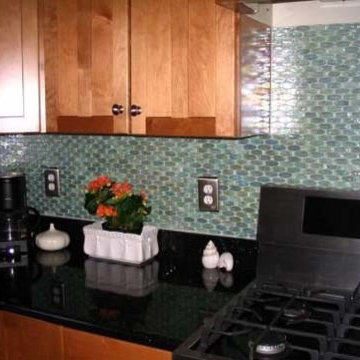 AQUA BLUE OVAL GLASS TILE BACKSPLASH