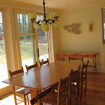 Dining Tables & Servers