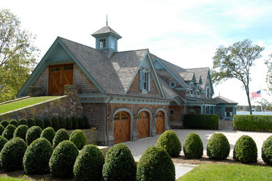 Inspiration for a victorian detached garage remodel in New York