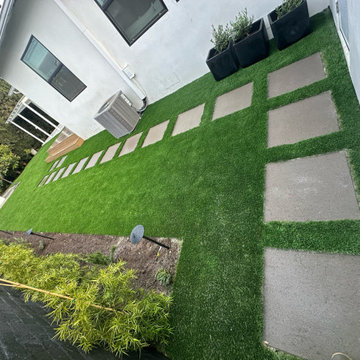 Outdoor Kitchen and Artificial Grass