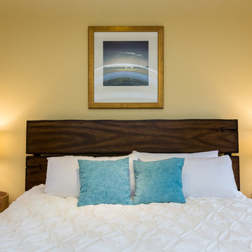 The Snug - The refined rustic bedroom