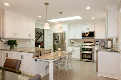 Kitchen - transitional kitchen idea in DC Metro