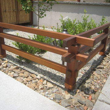 temple joinery at the corners