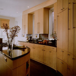 Modern Kitchen - Kitchen Cabinetry