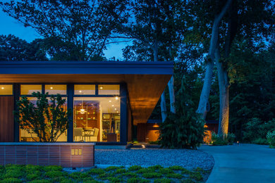 Inspiration for a midcentury exterior in Grand Rapids.