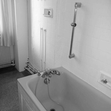 Salle de bain blanc bleu à Lille