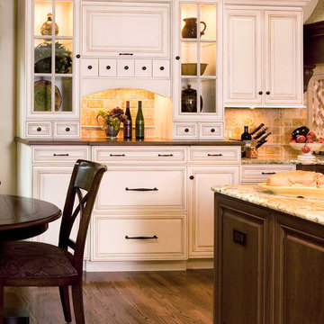 Traditional with a taste of Italy Kitchen in Lakewood