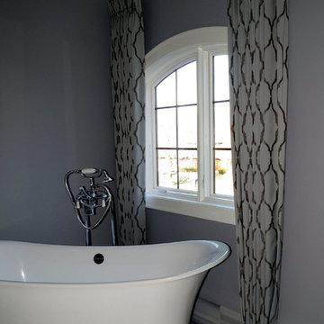 Modern Bathroom Elegance