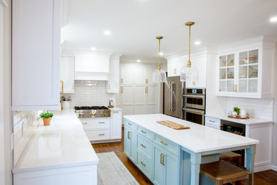 Mid-sized transitional kitchen in New York.