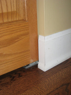 Closet trim for sliding door, quick and easy idea