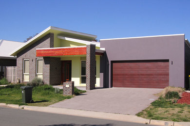 Design ideas for a contemporary home design in Canberra - Queanbeyan.
