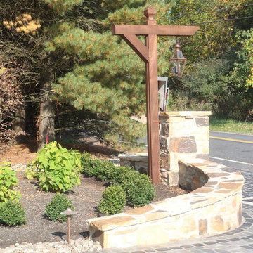 Natural Stone Mailbox/Walls and Courtstone Drive