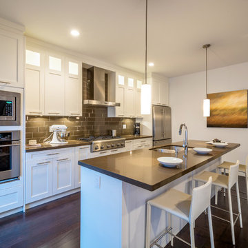 El Segundo Kitchen and Bedroom