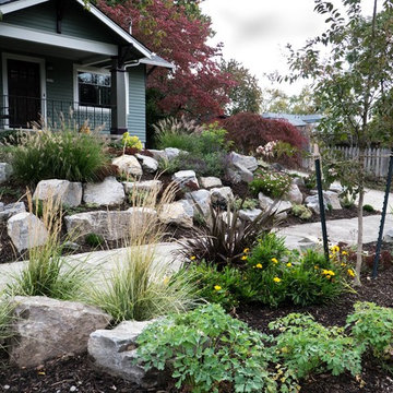 Boulder Retaining Wall - Sellwood