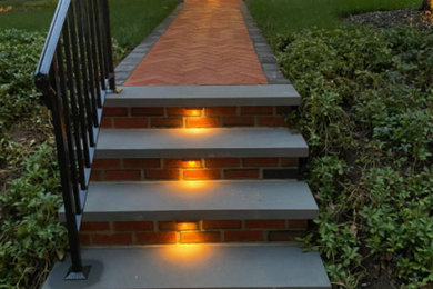 Inspiration for a craftsman landscaping in New York.