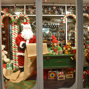 Seasonal Decorating