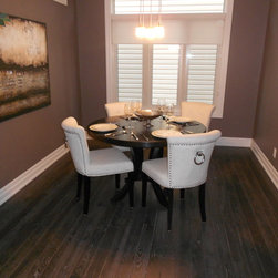 Cozy Modern Dining - Hardwood Flooring