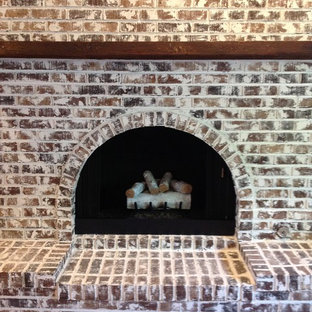 Inspiration for a large rustic home design remodel in Chicago
