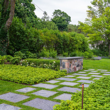 Clarkston Historic Residence - Path