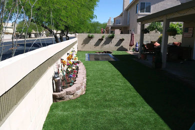 Inspiration for a landscaping in Phoenix.
