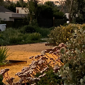 'Mount Eliza Woodland Garden' in Mount Eliza