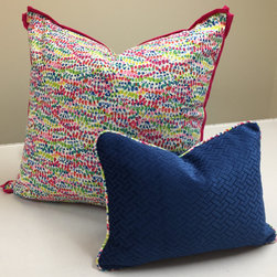 Pillow with Contrast Flange with Corner Detail and Contrast Welt Pillow - Decorative Pillows