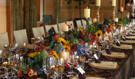 Houzz Call: Show Us Your Thanksgiving Decor!