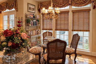 Elegant kitchen photo in Philadelphia