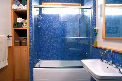 Inspiration for a contemporary bathroom remodel in Seattle