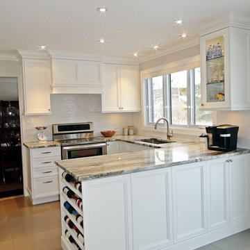 Fresh and Bright West Island Kitchen