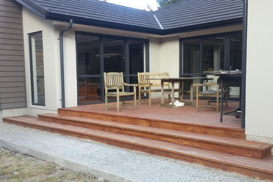Mid-sized minimalist deck photo in Dunedin