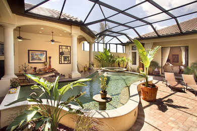 Pool - traditional pool idea in Miami