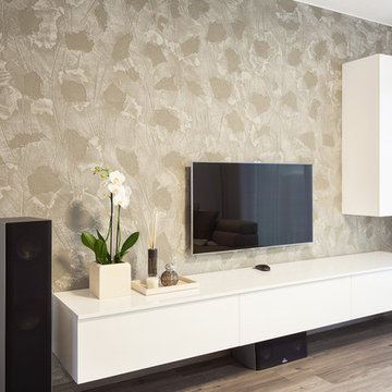 Solitaires and Media