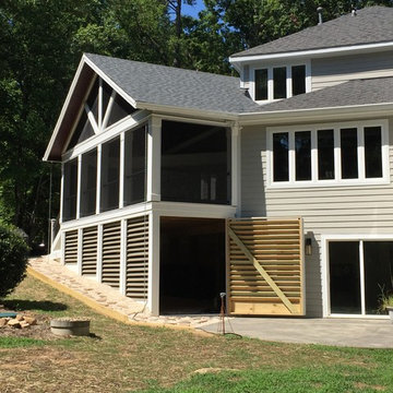 532 - Screen Porch