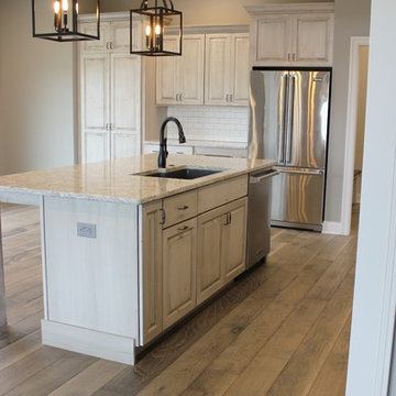 Edgebrooke Homes- Viking Appliances in a Koch White Drift Kitchen.