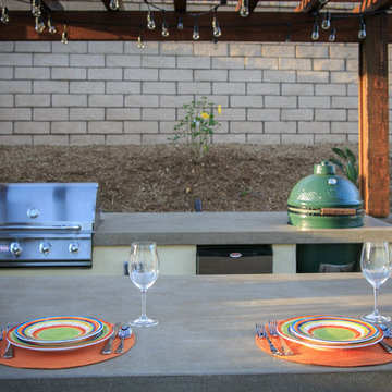 Outdoor Kitchen