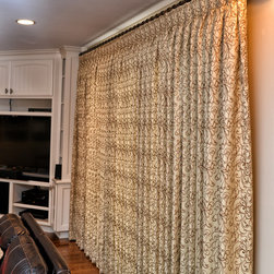 Rose Garden Home - Curtains