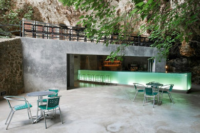 Inspiration for a contemporary landscaping in Other.