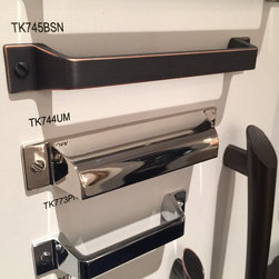 Accessories - Cabinet knobs - Pulls - Cabinet And Drawer Handle Pulls