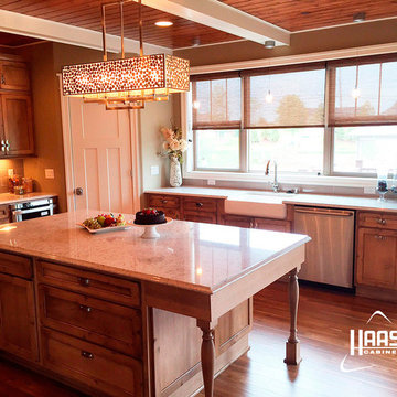Cottage Rustic Distressed kitchen | Haas Cabinet