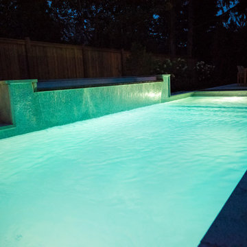 Contemporary backyard in Beaconsfield