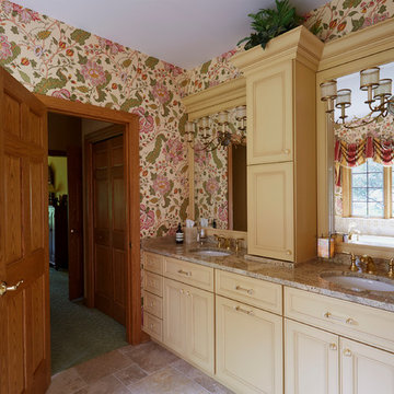 Kitchen & Bathroom
