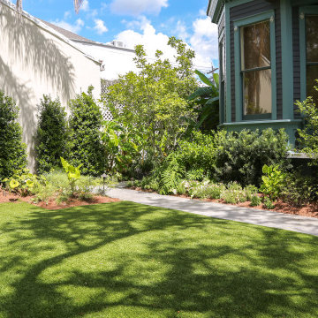 The Chloe Hotel | Front Lawn and Tropical Garden