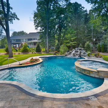 Naperville, IL Freeform Swimming Pool with Raised Hot Tub