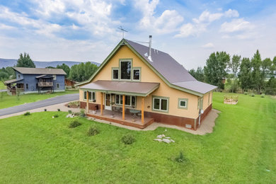 Exterior home idea in Denver